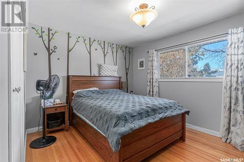 2501 Cumberland Avenue S, Saskatoon, SK - Indoor Photo Showing Bedroom