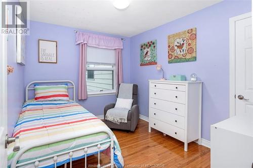 876 Laporte Avenue, Windsor, ON - Indoor Photo Showing Bedroom