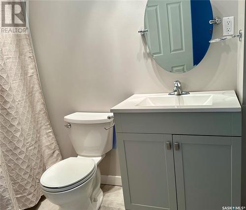 1237 Edgar Street, Regina, SK - Indoor Photo Showing Bathroom
