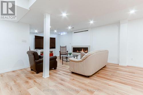 2168 Winding Woods Dr, Oakville, ON - Indoor With Fireplace