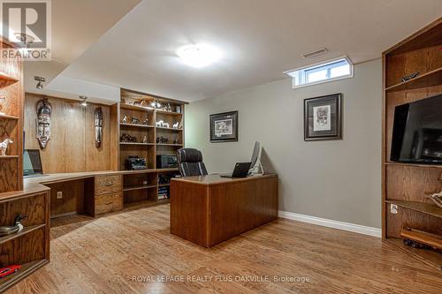 2168 Winding Woods Dr, Oakville, ON - Indoor Photo Showing Office