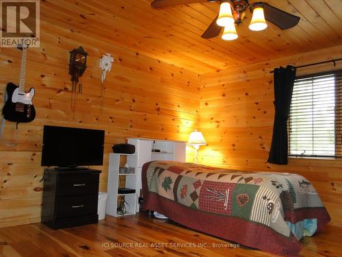 1780 Southshore Drive, Sioux Lookout, ON - Indoor Photo Showing Bedroom