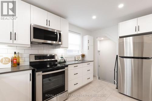 91 Iroquois Avenue, London, ON - Indoor Photo Showing Kitchen