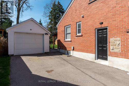 91 Iroquois Avenue, London, ON - Outdoor With Exterior
