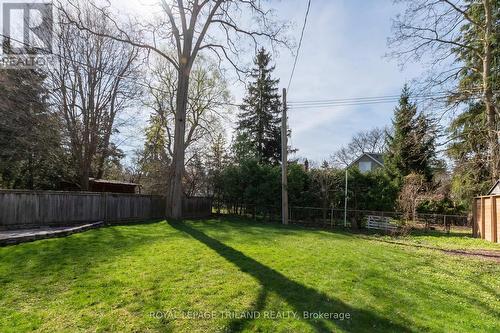 91 Iroquois Ave, London, ON - Outdoor With Backyard