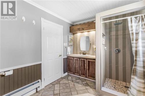 Tiled walk-in shower - 7 Fourth Street, Crysler, ON - Indoor Photo Showing Bathroom