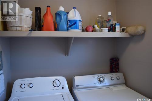 302 Richard Street, Manitou Beach, SK - Indoor Photo Showing Laundry Room
