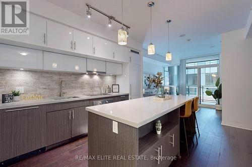 #313 -8 Mercer St, Toronto, ON - Indoor Photo Showing Kitchen With Upgraded Kitchen