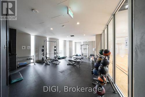 #915 -75 Queens Wharf Rd, Toronto, ON - Indoor Photo Showing Gym Room