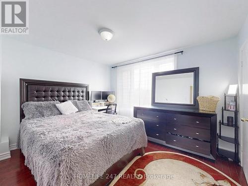 #3 -740 Kennedy Rd, Toronto, ON - Indoor Photo Showing Bedroom