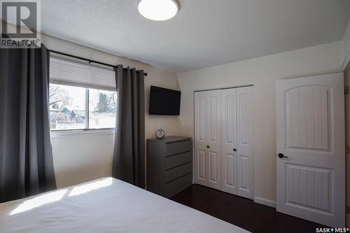 929 East Centre, Saskatoon, SK - Indoor Photo Showing Bedroom