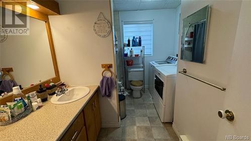 32 35E Avenue, Edmundston, NB - Indoor Photo Showing Laundry Room