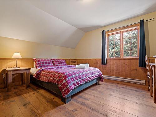 Bedroom - 1061 Ch. De La Sauvagine, Mont-Blanc, QC - Indoor Photo Showing Bedroom