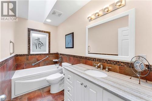 Second Bathroom - 1120 Queens Avenue Unit# 24, Oakville, ON - Indoor Photo Showing Bathroom