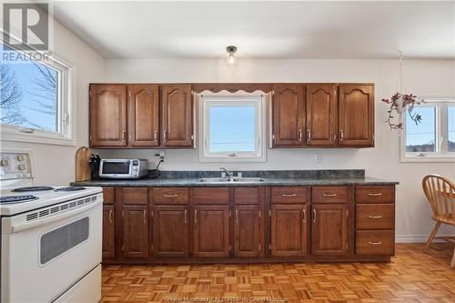 3749 Route 112, Second North River, NB - Indoor Photo Showing Kitchen With Double Sink