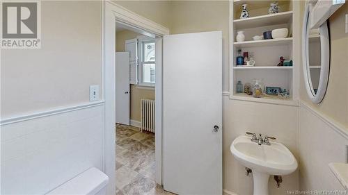 24 Rothesay Park Road, Rothesay, NB - Indoor Photo Showing Bathroom