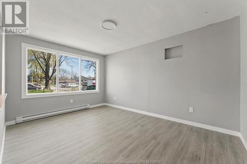 561 Chippawa Street, Windsor, ON - Indoor Photo Showing Other Room