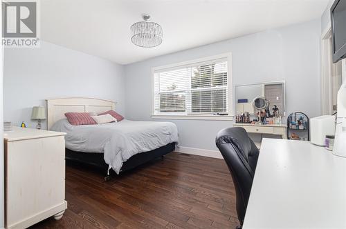 5 Jen'S Place, Torbay, NL - Indoor Photo Showing Bedroom