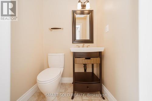 190 Maxome Ave, Toronto, ON - Indoor Photo Showing Bathroom