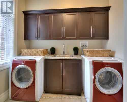 15 River Run Pl, Woolwich, ON - Indoor Photo Showing Laundry Room
