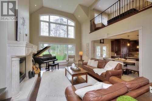 15 River Run Place, Woolwich, ON - Indoor Photo Showing Living Room