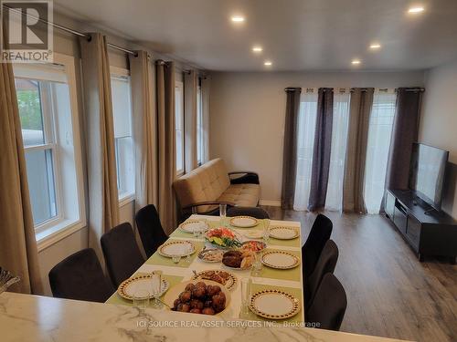 7 West Street N, Kawartha Lakes, ON - Indoor Photo Showing Dining Room