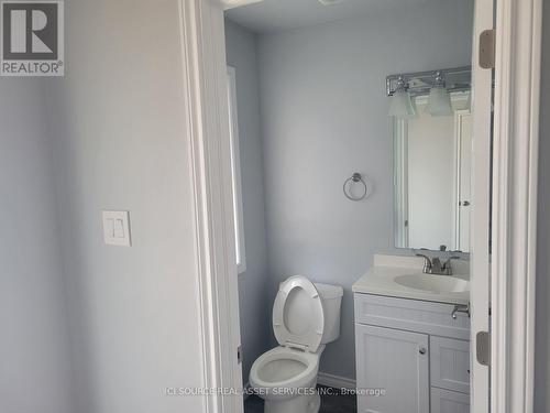 7 West St N, Kawartha Lakes, ON - Indoor Photo Showing Bathroom