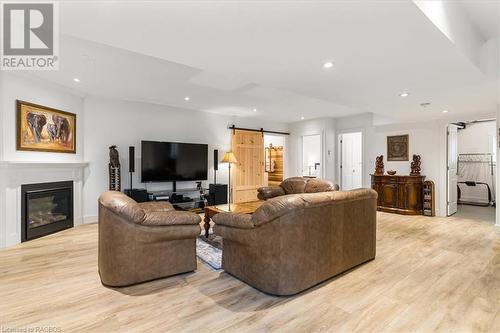 10 Lakefield Dr, Kincardine, ON - Indoor Photo Showing Living Room With Fireplace