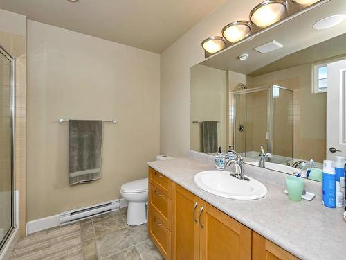 6442 Willowpark Way, Sooke, BC - Indoor Photo Showing Bathroom