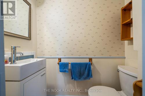 5399 Old Scugog Rd N, Clarington, ON - Indoor Photo Showing Bathroom