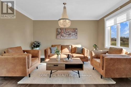 1115 Cora Greenwood Drive, Windsor, ON - Indoor Photo Showing Living Room