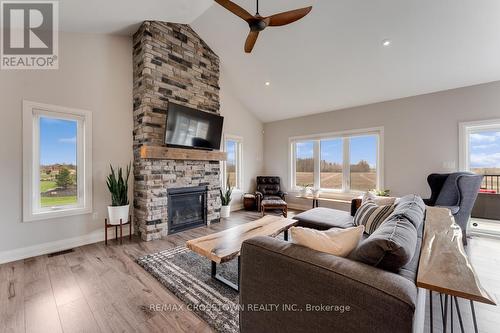 15 Best Court, Oro-Medonte, ON - Indoor Photo Showing Living Room With Fireplace