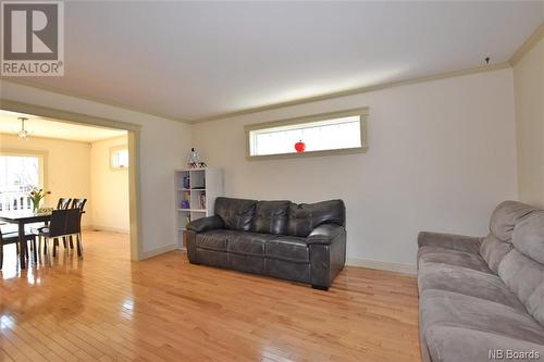 184 Jeremy Street, Fredericton, NB - Indoor Photo Showing Living Room