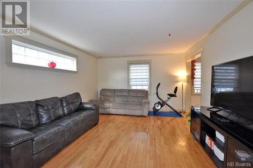 184 Jeremy Street, Fredericton, NB - Indoor Photo Showing Living Room