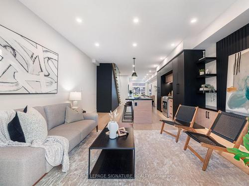 26 Harriet St, Toronto, ON - Indoor Photo Showing Living Room