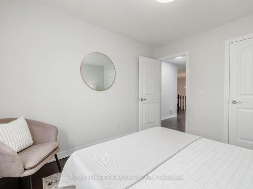 206 Duncan Lane, Milton, ON - Indoor Photo Showing Bedroom