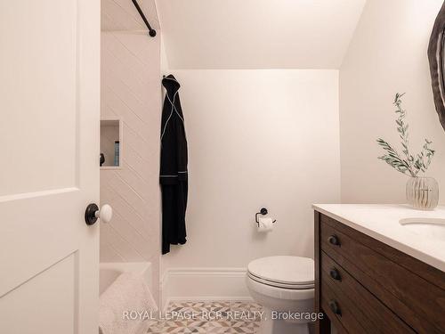 67 Mill St, Orangeville, ON - Indoor Photo Showing Bathroom