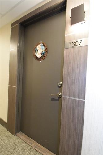 Welcome home! - 550 North Service Road|Unit #1307, Grimsby, ON - Indoor Photo Showing Other Room
