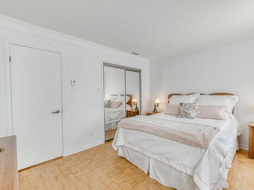 Master bedroom - 12845 Rue Joseph-Dargent, Montréal (Rivière-Des-Prairies/Pointe-Aux-Trembles), QC - Indoor Photo Showing Bedroom