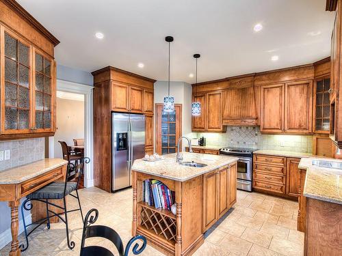 Cuisine - 9 Rue D'Amboise, Blainville, QC - Indoor Photo Showing Kitchen