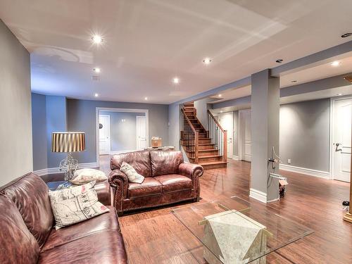 Salle familiale - 9 Rue D'Amboise, Blainville, QC - Indoor Photo Showing Living Room