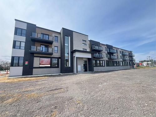 FaÃ§ade - 2-675 Rue De La Visitation, Saint-Charles-Borromée, QC - Outdoor With Facade