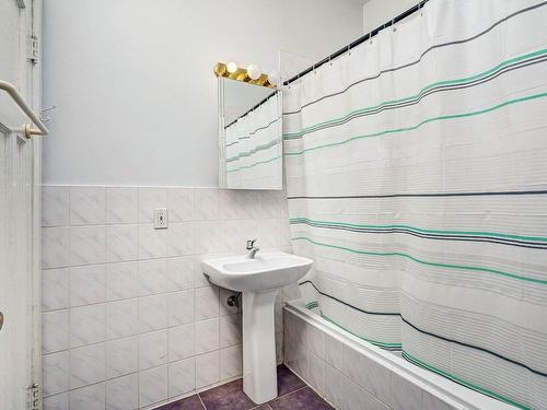 Bathroom - 38 Av. Church Hill, Westmount, QC - Indoor Photo Showing Bathroom