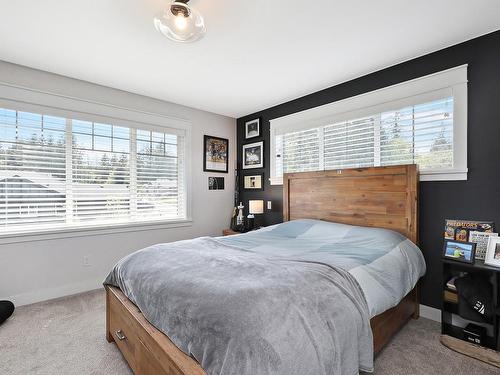 288 Forester Ave, Comox, BC - Indoor Photo Showing Bedroom