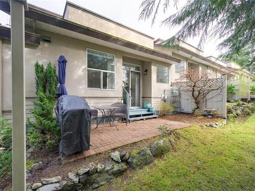 25-4525 Wilkinson Rd, Saanich, BC - Outdoor With Deck Patio Veranda