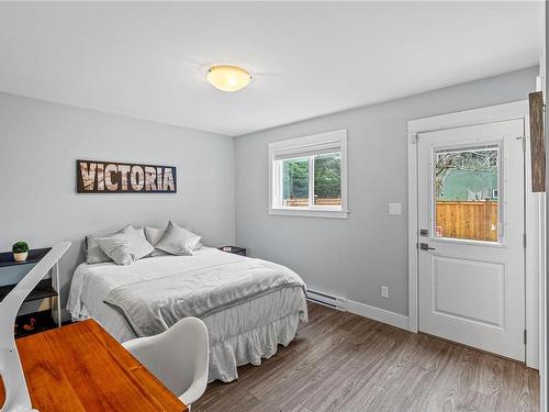6-2923 Shelbourne St, Victoria, BC - Indoor Photo Showing Bedroom