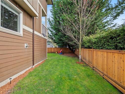6-2923 Shelbourne St, Victoria, BC - Outdoor With Exterior