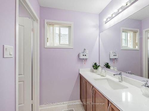 109 Botavia Downs Dr, Brampton, ON - Indoor Photo Showing Bathroom
