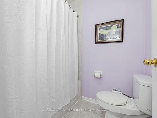 109 Botavia Downs Dr, Brampton, ON - Indoor Photo Showing Bathroom