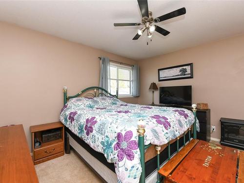 A-2260 Embleton Cres, Courtenay, BC - Indoor Photo Showing Bedroom